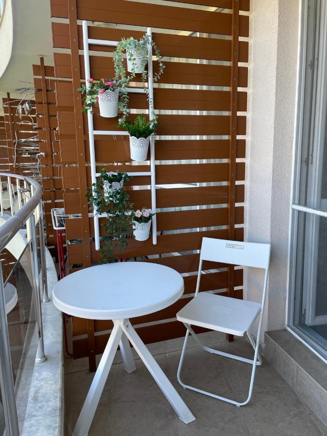 Studio B28 Sunny Island Chernomorez Chernomorets Exterior photo
